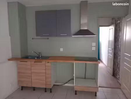 coquet appartement t1 bis 28 m2 avec cuisine équipée