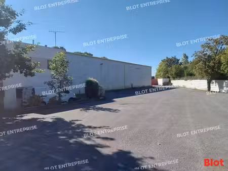 entrepôt à vendre
