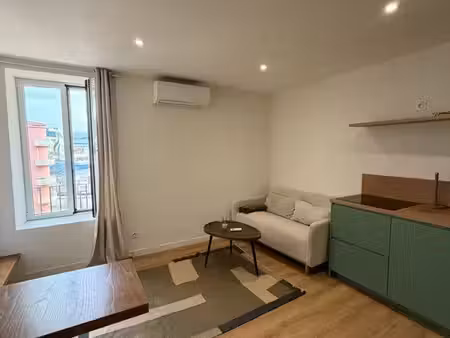 f2 location année scolaire