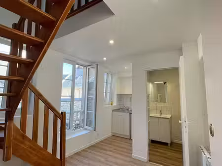 studio duplex centre de bayeux  parking gratuit dans la rue