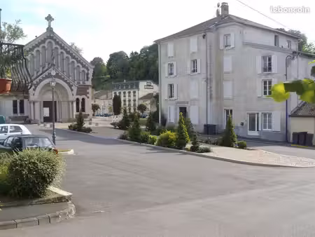 contrexeville centre loue f3