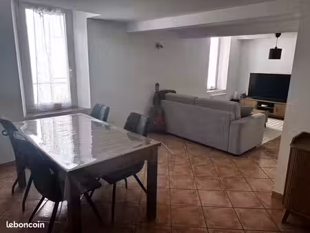 t3 duplex la crau hyper centre
