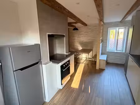 t2 meublé 43 m² – rénové – centre-ville de lunéville