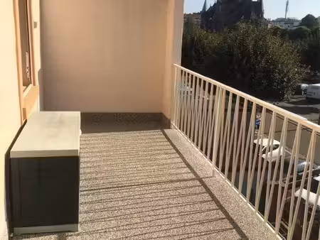 f3 grande terrasse  chauffage gaz inclu