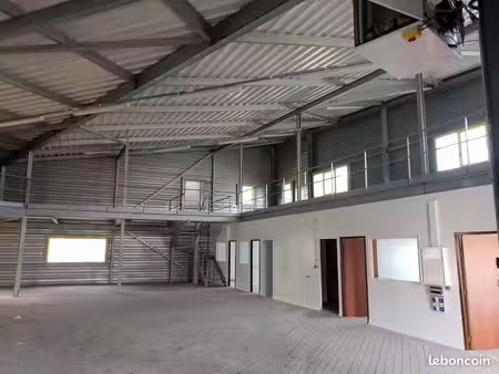 local professionnel / entrepôt 500 m² – saint-léonard – zone de la liane