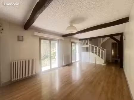 maison 3 pièces 85 m²