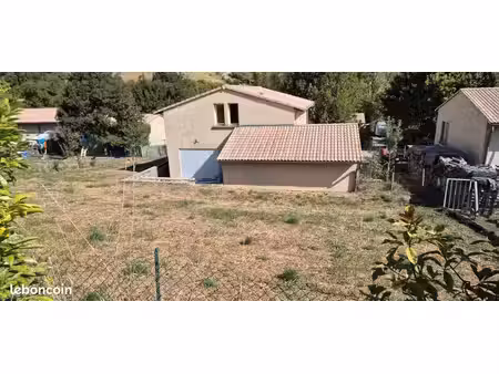 villa t4 à louer