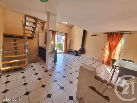 maison 5 pièces 112 m²