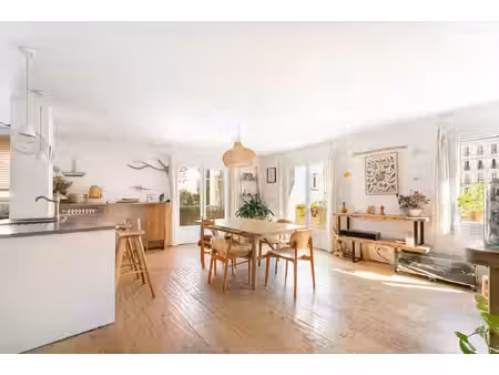 appartement familial avec balcon végétalisé - endoume 7ème