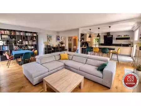 exclusivite bel appartement de standing avec 3 balcons et ga