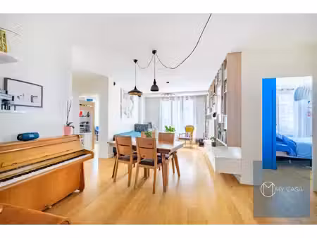 rare à gratte-ciel - t4 de 97 m2 avec triple exposition et p