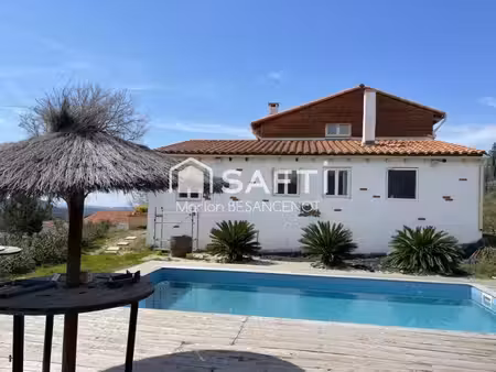 grande maison familiale avec piscine et appartement indépendant