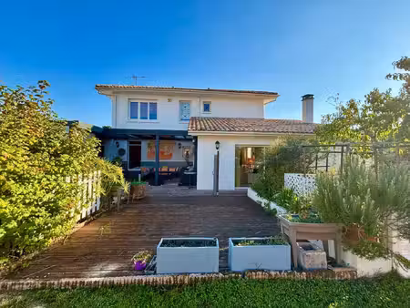 vente maison 6 pièces 162 m² pessac (33600)