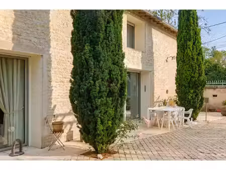 maison ancienne rénovée et son jardin au fil du mignon