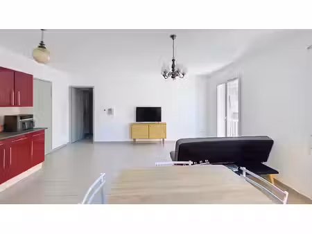 appartement t2 + parking - ille-sur-têt