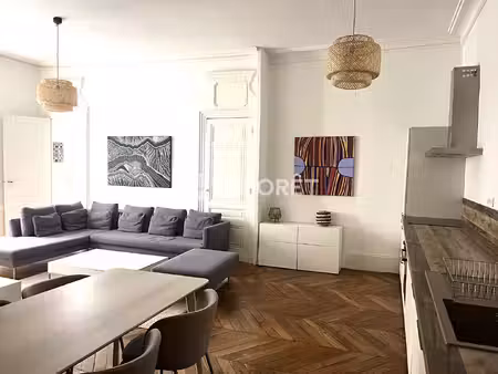 rue d auvergne ainay beau t3 meuble
