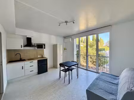 studio rénové - 21 54 m2 - hôpitaux-facultés