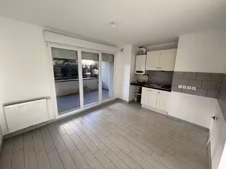 appartement tremery - 2 pièce(s) - 61.8 m2