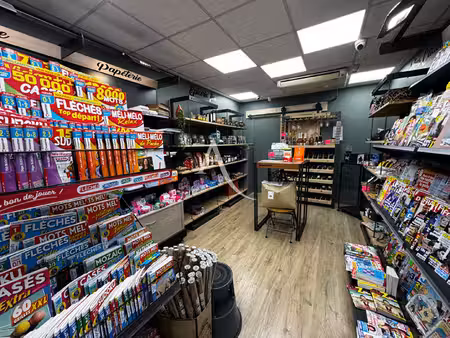 location local commercial  120.00m²  lézignan
