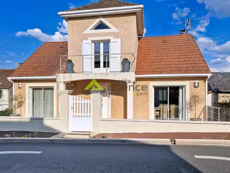 maison sur sous-sol - 165 m2