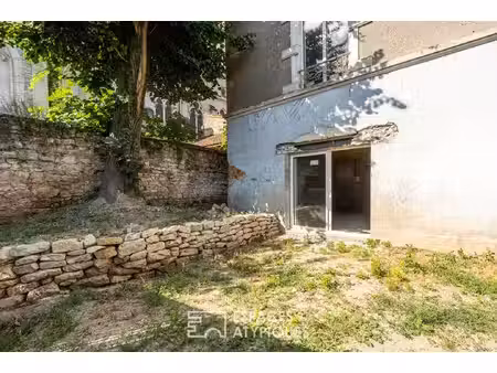 immeuble avec 3 plateaux centre-ville anse