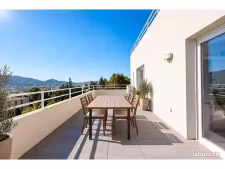 t3 de 62 m² + terrasse 34m² + box 25m² - marseille 12ᵉ