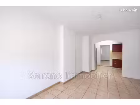 appartement 3 pièces 50 m²