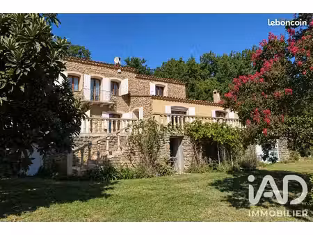 maison 6 pièces 156 m²