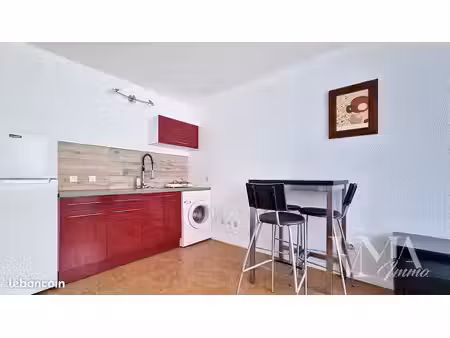 studio 1 pièce 26 m²