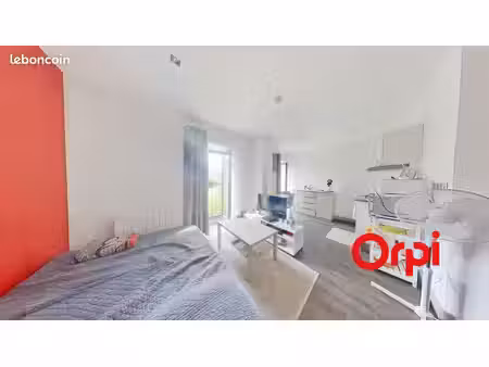 studio 1 pièce 22 m²