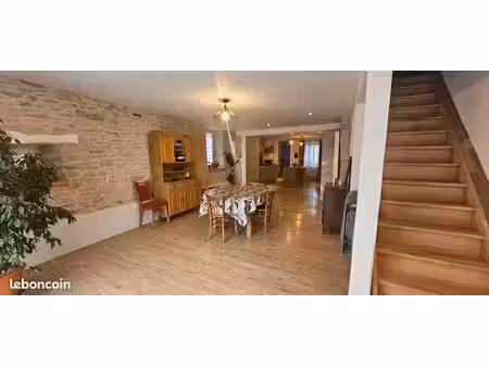 maison de village