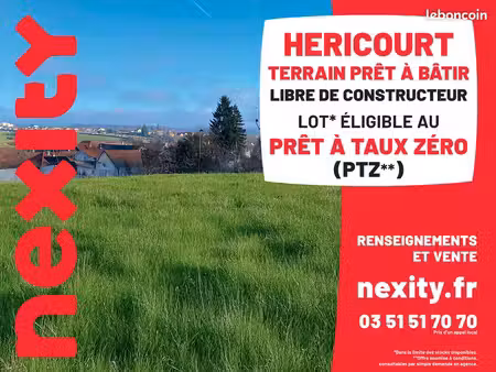 terrain à héricourt  de 697 m2  viabilisé et libre de constructeur