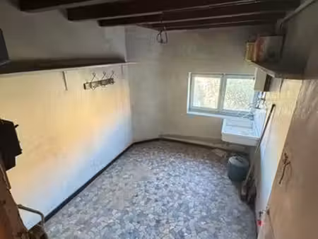 lot de 4 caves et un bureau