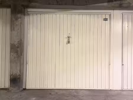 vente garage / box fermé