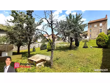 immeuble 9 pièces 151 m²