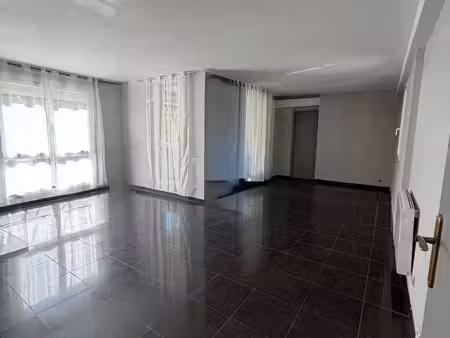 appartement t4/5 91m2 bonneveine