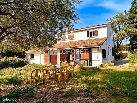 maison 8 pièces 165 m²