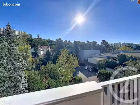 appartement 6 pièces 98 m²