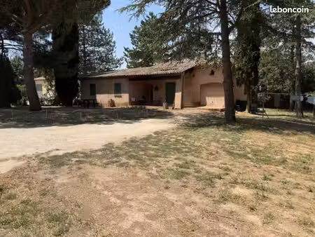 villa 5 pièces 90 m²