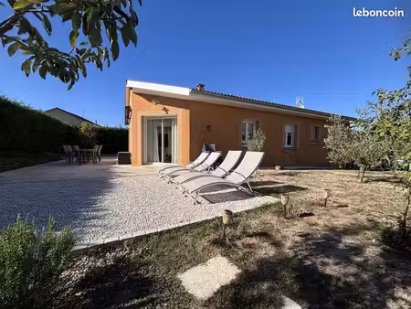 villa plain-pied  au calme sans aucun travaux