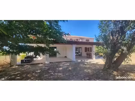 ideal grande famille belle batisse provencale a allauch secteur résidentiel enco de botte 