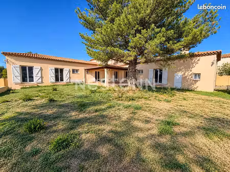 maison 5 pièces 228 m²