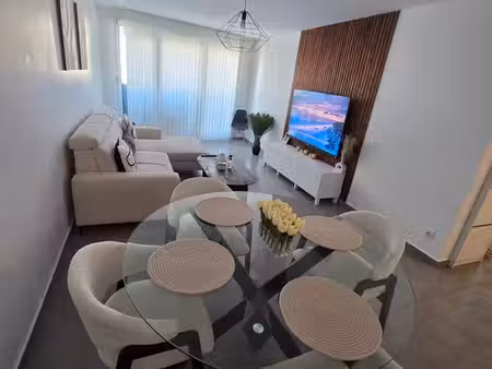villeurbanne – t4 91m² rénové – parc arboré privé – balcon – ascenseur