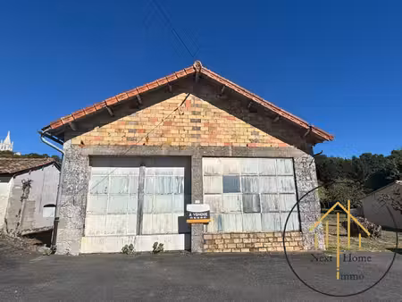 garage 226 m² - terrain 3700 m²