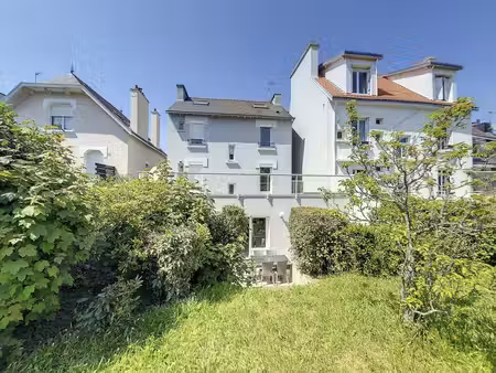 exclusivité lorient : grande maison de caractère sur 412 m² terrain sud ouest