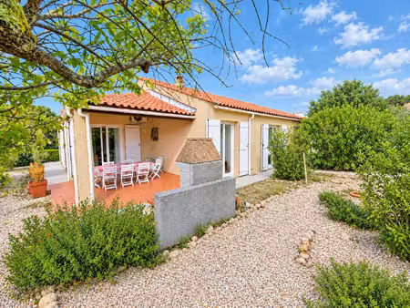 charmante villa t4 de plain-pied à velaux