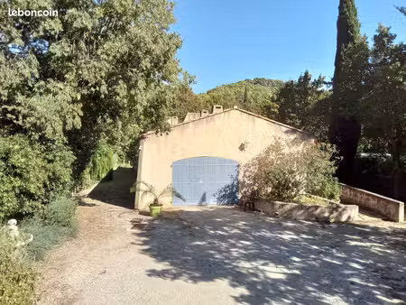 maison provençale atypique proche à pied du centre d'aix