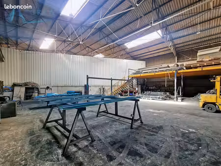 entrepot - logistique 300 m² castagniers