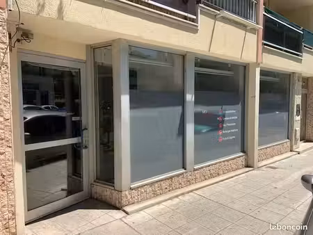 grand local à louer