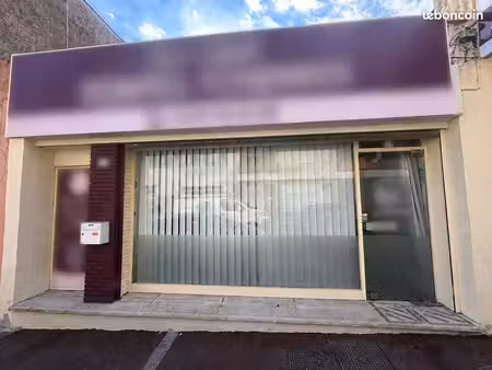 local commercial 30 m² à louer – vallauris